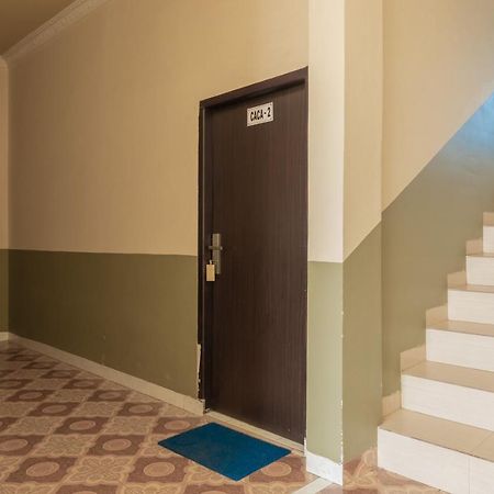 Urbanview Hotel Nugraha Palembang By Reddoorz Экстерьер фото