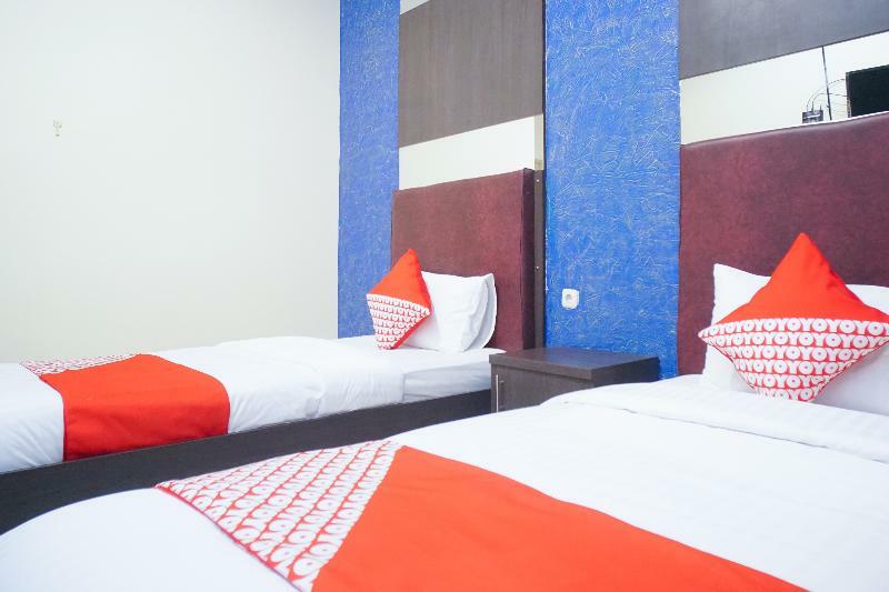 Urbanview Hotel Nugraha Palembang By Reddoorz Экстерьер фото